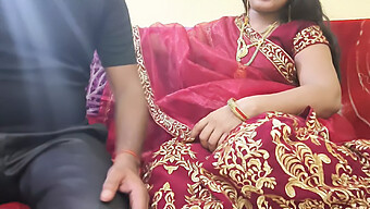 Desi Bhabhi Zeigt Ihre Schönheit Am Karwa Chauth Tag In Der Öffentlichkeit