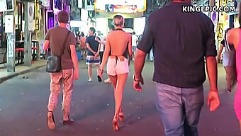 Setkání Sexuální Turistky S Zralou Bargirl V Bangkoku, Thajsko