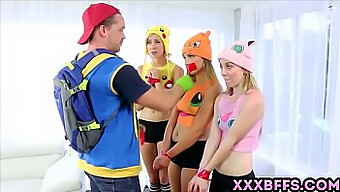 Tre Troie Adolescenti Si Lasciano Andare In Una Parodia Di Pokemon Go Xxx