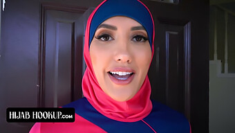 Seductive Arab Teen Trades Oral Sex For Rent