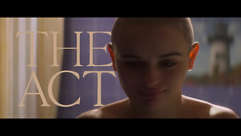 Joey King'S Seductive Performance In Season One, Episode Four