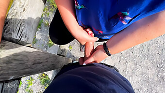 Pov Handjob Im Freien Mit Europäischer Amateurin