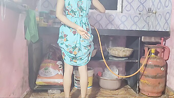 Indian Housewife Gets Naughty In The Kitchen With Her Husband'S Friend